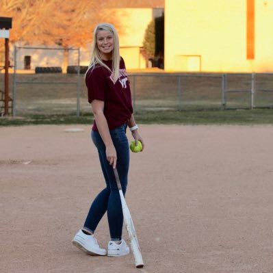 hchs ‘22 ✰ // vt softball #20🧡