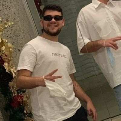 Adelmorjr's profile picture. 