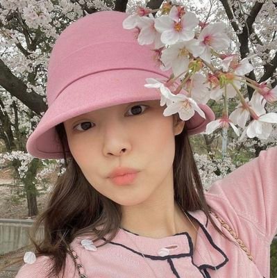 anorexia nervosa, depression & bpd ⠀⠀⠀— @juderecovers (currently inactive)