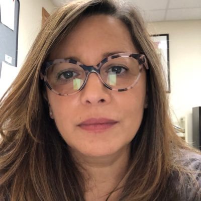 AdrianaSande1's profile picture. 