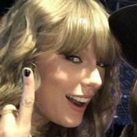 migrou (@swiftltz) 's Twitter Profile