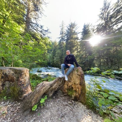 JoseVieira2810's profile picture. 