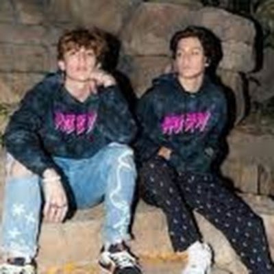 VChasehudson's profile picture. 