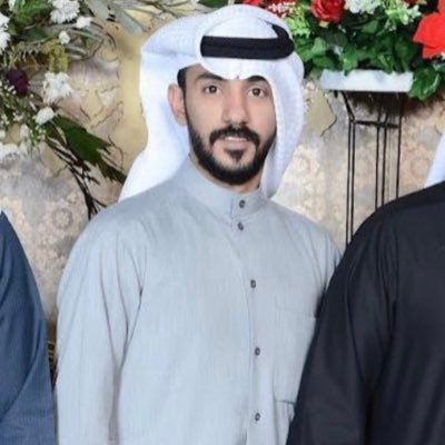 حنا نجي بالاسم مانعرف الميل ولا نحب نعيش خلف الستاره