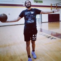 Coach Malone (@yofavkoach) 's Twitter Profile
