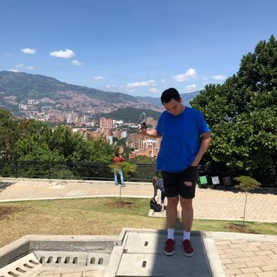Vuelve a nacer cuando deja de vivir por los demás.
