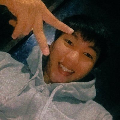 ✌🏾