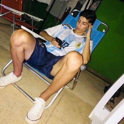 Estudiante de Farmacia 💊 Hincha de Boca, como Román.