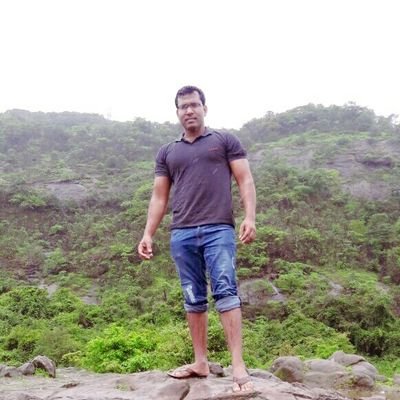 त्याग दी सब ख्वाहिशें निष्काम बनने के लिए
राम नें खोया बहुत कुछ श्री राम बनने के लिए।।
भारत का अभिमान है हिंदू
Nationalist.....
Social Worker ....Proud Indian