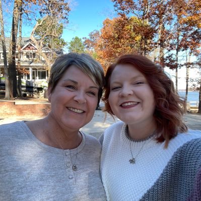 kdakers_'s profile picture. just trying to make it through college