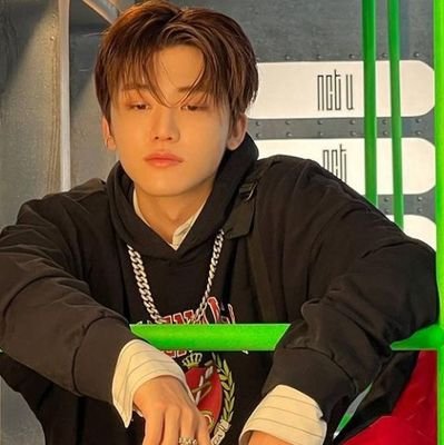 _loveujae's profile picture. #JAEMIN : ✨Eat banana, and you will be ba-NANA-fied✨