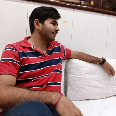 जब सोच मे मोच आती ह
तब हर रिश्ते मे खरोच आती h 🙏