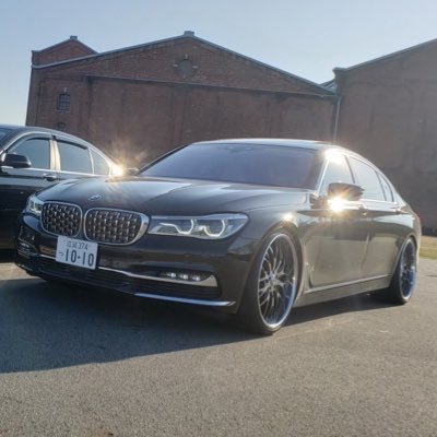 M'sgarage むーちょです！Xインスタフォローお待ちしてます😊/ 🚙BMW G12 740li&S330Gアトレーワゴン