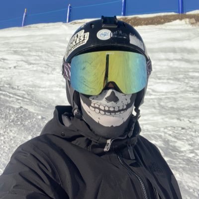 macacolidl's profile picture. up early