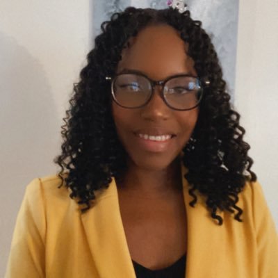 Educated. Visionary. | Social Media Manager | Influencer Manager | Project Manager