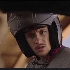 ewan_exee's profile picture. takustubo.