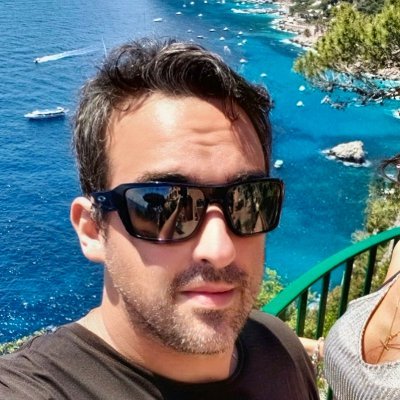 Digitally distributed and decentralized investor and entrepreneur.