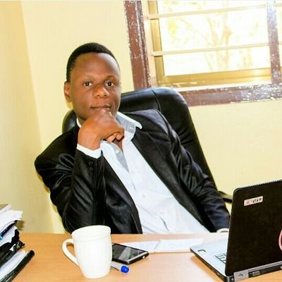 UDSM alumn
I represent an entire generation👔