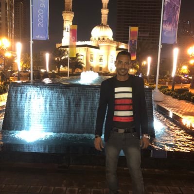 MAlhndwy's profile picture. لم يرشدنا أحدهم يومًا إلى الطريق  لقد تعلمنا ڪل شيء بالتجربة والخطأ