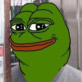 JoujOnss's profile picture. Just a messy desk.