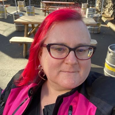 Head Brewster at Bosk Brew Works. Trans, goth, biker, she/her. Chasers, carpenter cultists, and Trumpists will be summarily blocked. Terfs can fuck right off.