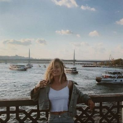 csxtugce52's profile picture. 