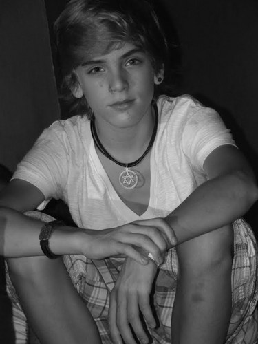 Criado dia : 10/05 Seguida pelo @giiograssi dia : 24/06/11 Seguida pelo @renangrassi dia : 06/07/11
Dona: @lariissasantos_