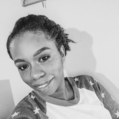 simplybyheart's profile picture. Watching TV | Shopping | Writing | Reading | Doing my best