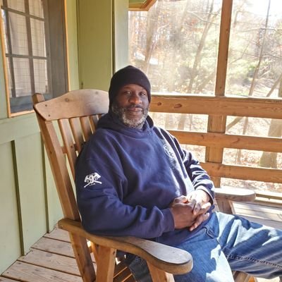 Bigkev105's profile picture. Retired