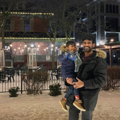 rizahm15's profile picture. 