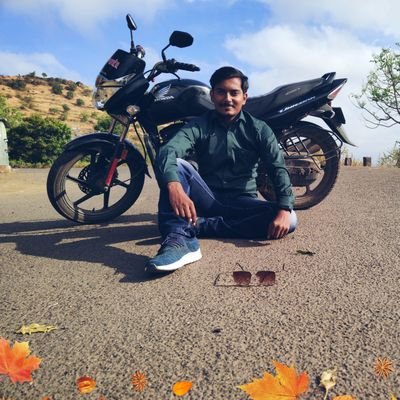 Shubham08549907's profile picture. Art of life