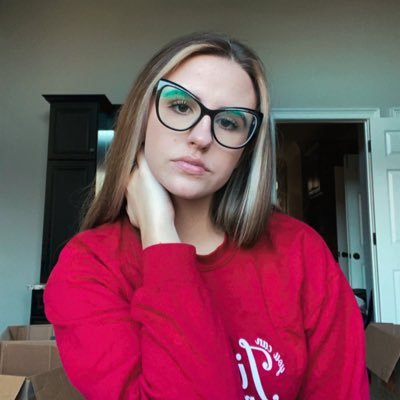 basic_blondie_'s profile picture. I've never felt so alive.