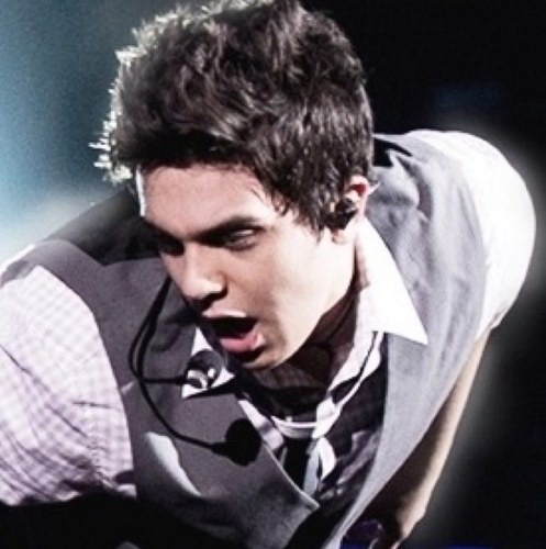 LuhanSantana's profile picture. Esse não é o twitter oficial do Luan Santana (o oficial é @LuanSantana todo mundo sabe né rsrs) esse foi criado pra divulgar nosso trabalho cover no Youtube ;)