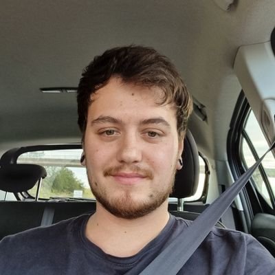 WhatWeStandFor's profile picture. Robin // 1993 // male // plays guitar // shy person but when you know me, you'll like me // single