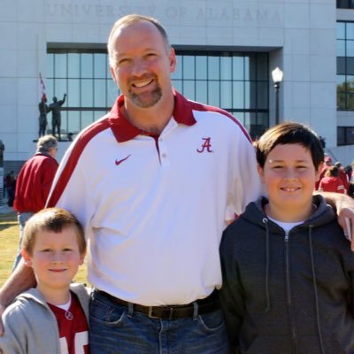 Husband, Christian, Roll Tide! High School Football enthusiast! proud daddy to two teen boys!