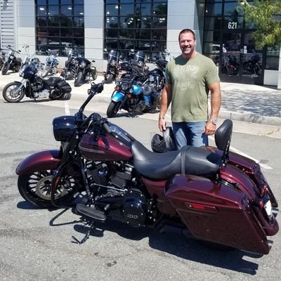 DanJchrist000's profile picture. 