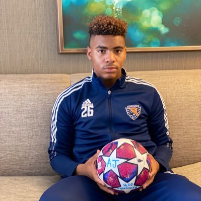 6’3” | 205lbs | 3.5GPA | c/o 2024 | #26 U18 Renegades SC ⚽ Classic League | Center Back Defender | Lewisville High School