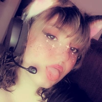 RedisBored's profile picture. 👀 Nothing to see here