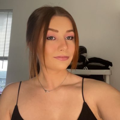 IG: paigewolf98 Depop:@paigewolf98 Poshmark:@paige_wolf
