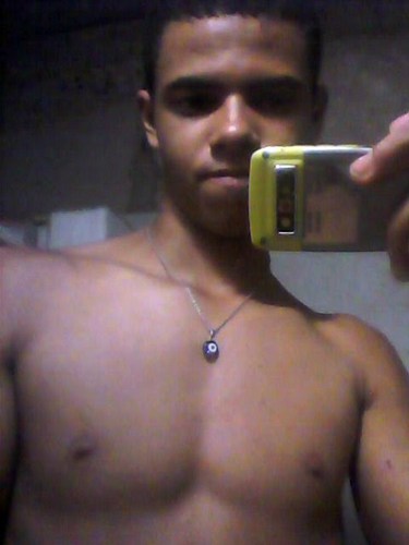 Menino que te encantaa ; Garotoo que te fascina ; Homem que te enlouquecee!!' [rs]              http://t.co/0xqM1QGEpO  Vale a pena conferir