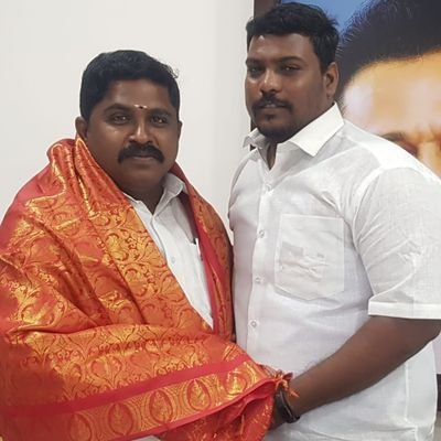 கருப்பு சிவப்பு🖤❤என் அடையாளம் மு.குமரன் D.M.E.,https://t.co/4VZMlhwiTH.,M.A. சோழவரம்(தெ)ஒன்றியம்,சென்னை வடகிழக்கு மாவட்டம்.