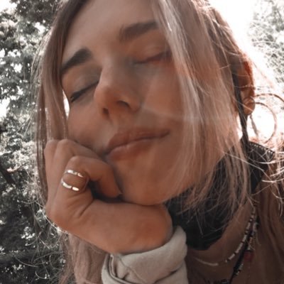 soylareinadelo1's profile picture. ucm informática