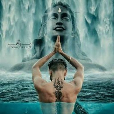 ROYALARMY421's profile picture. 