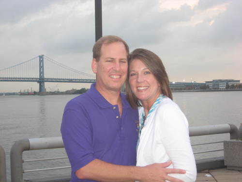 Back on Twitter. Took me two years to find my password. Wooo hoo!