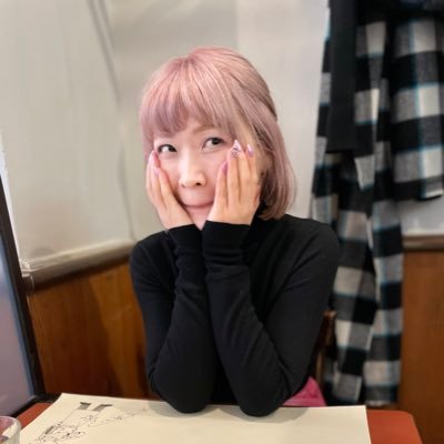 ayako_69's profile picture. 構成作家・ライター・ネイルアーティスト｜#うたプリ放送局 / #グルメタイム/ #西川貴教 FC会報 / #イナズマロックレディオ / #ラブメロ/ #LicoBiTs通信 / #マブばし ｜ #水夏希 の美健塾