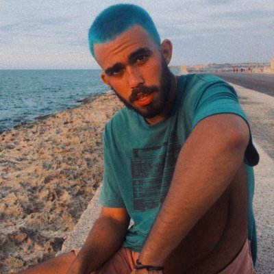 La Habana,Cuba🇨🇺
23/2/1999🌟
Estudiante de Contabilidad y Finanzas de la UH📊📉
Fan del Deporte🏆
Me pelo yo mismo💇🏻♂️😅
...y m encanta jugar Basketball🏀.
