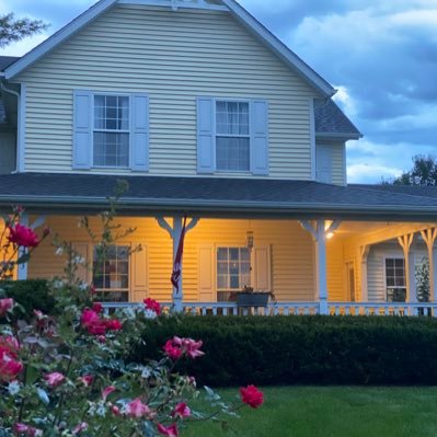 h_novac's profile picture. 