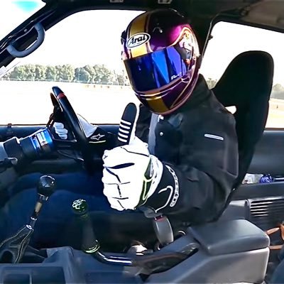 その昔、筑波のD1デモランでやらかしたのは僕です。 ドリフトするためのセレナは3台乗り継ぎました。CBR900RRを走り屋仕様にしてしまった痛い奴。本業の傍らたまに雑誌の記事書いたりもしてる兼業フリーライター。のらりくらりタイにいたり日本にいたり🇹🇭