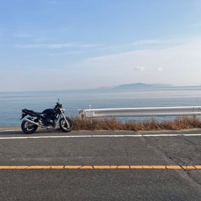 hikomaru5000's profile picture. 趣味のバイク、腕時計、爬虫類筋トレで構成されています zrx400,cc110 Bandit250 、※業者、サクラ等フォローいらない バカではありません 分かるので。