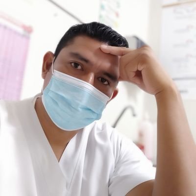 bolgomchiapas's profile picture. Abógado y Enfermero general.